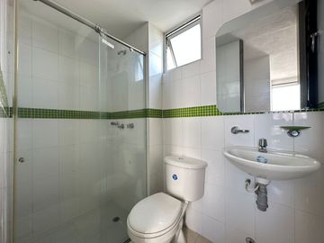 apartamento en venta en alfaguara. Cod V4855