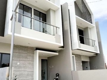 Rumah Dijual Di Batununggal Indah Bancdung On Progress 2 Lantai
