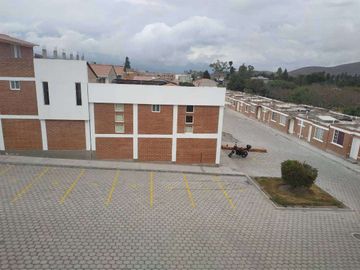 Casas en Venta en Ibarra cerca del Anillo Vial, Conjunto Laforet 2 y 3 dormitorios