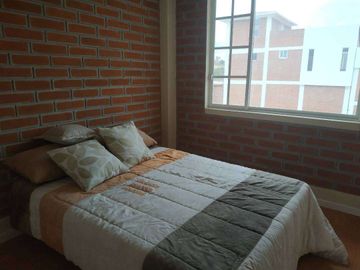 Casas en Venta en Ibarra cerca del Anillo Vial, Conjunto Laforet 2 y 3 dormitorios