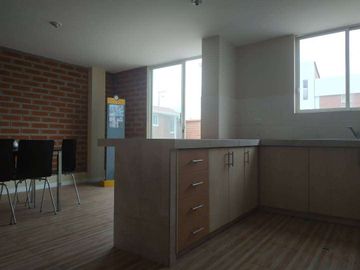 Casas en Venta en Ibarra cerca del Anillo Vial, Conjunto Laforet 2 y 3 dormitorios