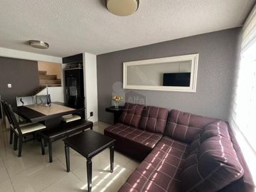 Casa en venta, de dos recámaras, en el Fracc. Los Héroes III, Toluca, México