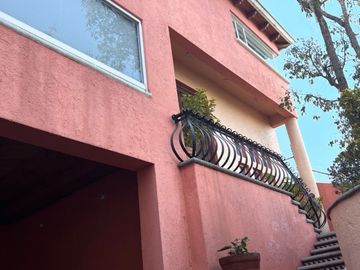 HERMOSA RESIDENCIA EN VENTA EN SAYAVEDRA