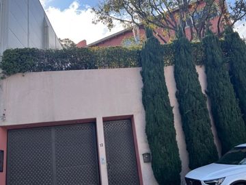 HERMOSA RESIDENCIA EN VENTA EN SAYAVEDRA