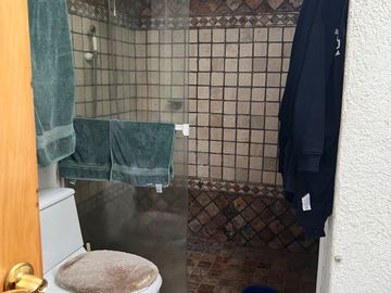 HERMOSA RESIDENCIA EN VENTA EN SAYAVEDRA