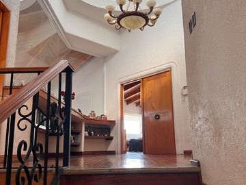 HERMOSA RESIDENCIA EN VENTA EN SAYAVEDRA