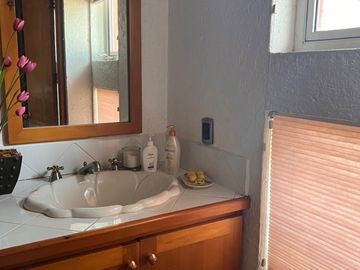 HERMOSA RESIDENCIA EN VENTA EN SAYAVEDRA