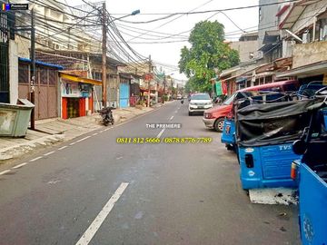 DIJUAL LOKASI USAHA DI TEPI JALAN RAYA BUNGUR RAYA, SENEN