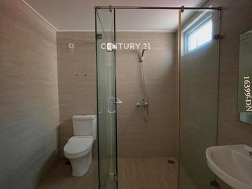 Hot Sale Rumah Dijual Dalam Cluster Kebayoran Residences Bintaro