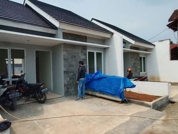 Rumah di telajung setu bekasi timur bekasi baru siap huni bebas banjir