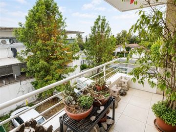 REAL OPORTUNIDAD: Amplio Departamento en venta de 3H y 2B