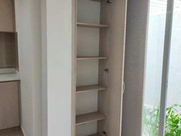 casa en venta en parque natura. Cod V16631