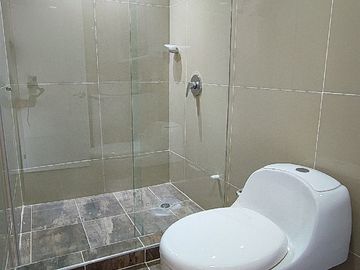 casa en venta en parque natura. Cod V16631