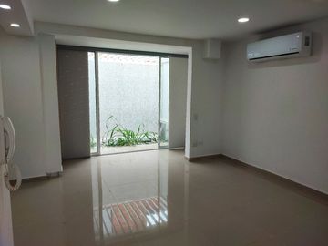 casa en venta en parque natura. Cod V16631