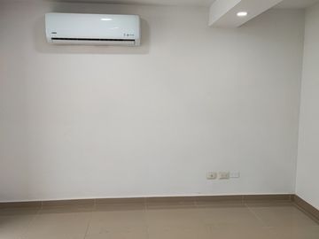 casa en venta en parque natura. Cod V16631