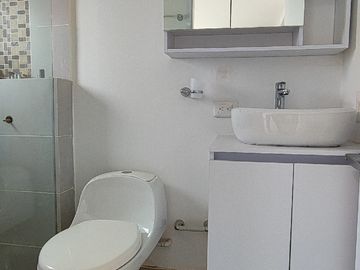 casa en venta en parque natura. Cod V16631