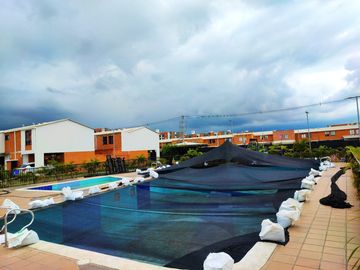 casa en venta en parque natura. Cod V16631