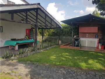 SE VENDE CASA DE CAMPO EN ZANJON DE PIEDRA ANDALUCIA.