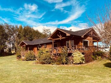 Casa con preciosa vista al volcán Villarrica