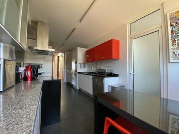 Departamento en Venta en Av. Gastón Hamel