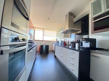 Departamento en Venta en Av. Gastón Hamel