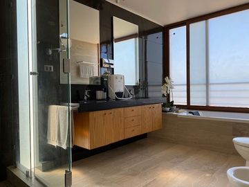 Departamento en Venta en Av. Gastón Hamel