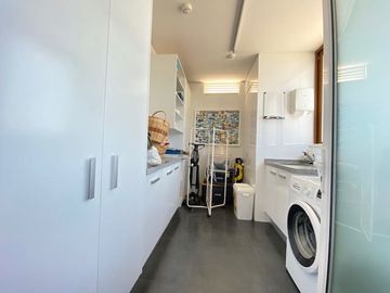 Departamento en Venta en Av. Gastón Hamel