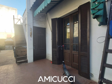 EXCELENTE CASA DE 3 AMBIENTES ZONA VILLA DEVOTO