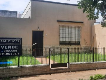 EXCELENTE CASA DE 3 AMBIENTES ZONA VILLA DEVOTO
