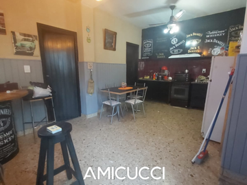 EXCELENTE CASA DE 3 AMBIENTES ZONA VILLA DEVOTO