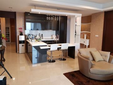 For Rent 3+1BR Fully Furnished Apartment at Fatmawati