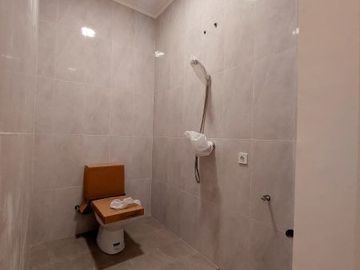 Hunian exclusive siap huni furnished dkt tol sawangan,Depok