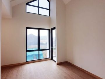 Hunian exclusive siap huni furnished dkt tol sawangan,Depok