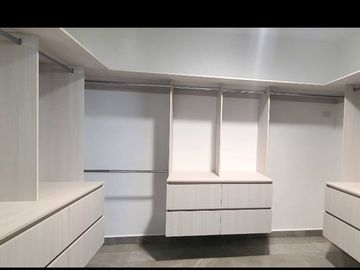 CASA EN VENTA EN CUMBRES