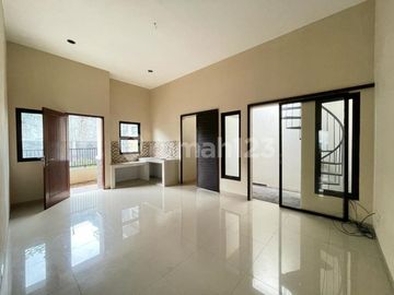 Rumah Modern Posisi Hook Dalam Komplek Mega Cinere Harga Menarik