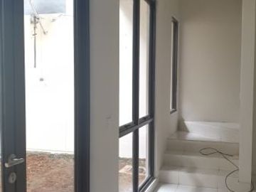 Disewakan Rumah Cluster Foglio, Foresta, BSD City, Tangerang - Semi Furnish Lokasi strategis