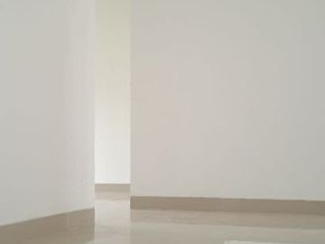 Dekat Pusat Kota Bandung Rumah 2LT TERBATAS di Cikutra Cicaheum 1.8Man
