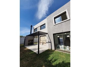 VENDEMOS HERMOSOS DUPLEX A ESTRENAR ZONA PASEO RIVERA ARGUELLO