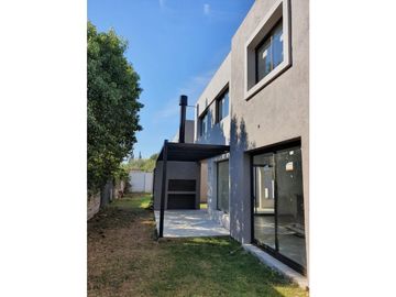 VENDEMOS HERMOSOS DUPLEX A ESTRENAR ZONA PASEO RIVERA ARGUELLO