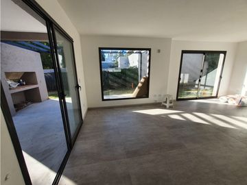 VENDEMOS HERMOSOS DUPLEX A ESTRENAR ZONA PASEO RIVERA ARGUELLO