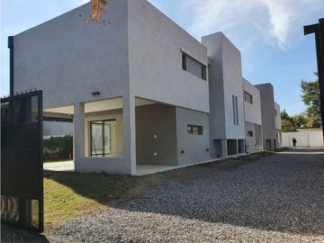 VENDEMOS HERMOSOS DUPLEX A ESTRENAR ZONA PASEO RIVERA ARGUELLO