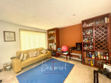 Increíble Casa en Venta con Loft en Fraccionamiento la Trinidad