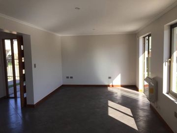 Vendo linda casa Hacienda Esmeralda