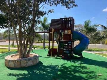 Casa en Venta en Mérida Yucatán, Privada Inara una Planta Cholul