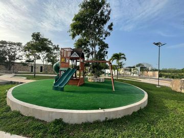 Casa en Venta en Mérida Yucatán, Privada Inara una Planta Cholul