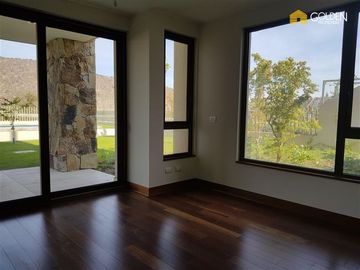 Departamento en Venta en El Tranque / Los Olivos