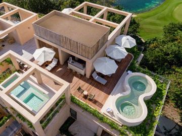 Condominio con terraza de 33 m2, rooftop con jacuzzi y alberca con vista al camp