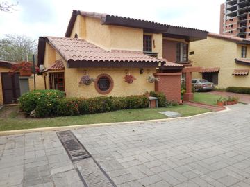 casa condominio en venta en villa campestre. Cod V86608