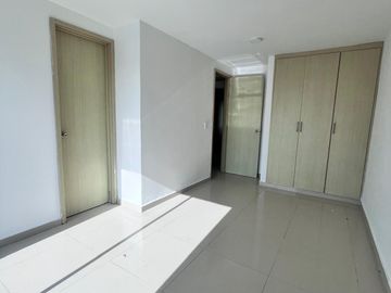 apartamento en arriendo en el poblado. Cod A126840
