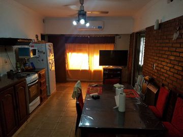 Departamento Tipo Casa en venta en Gerli Este